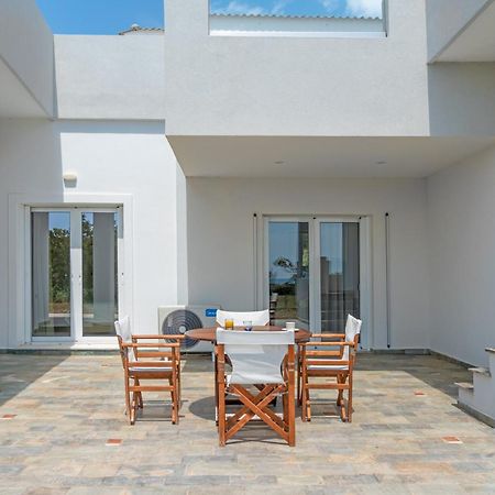 Legrena Beach House 수니언 객실 사진