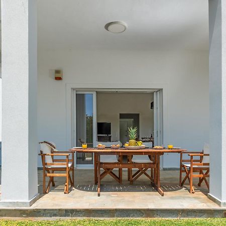 Legrena Beach House 수니언 객실 사진